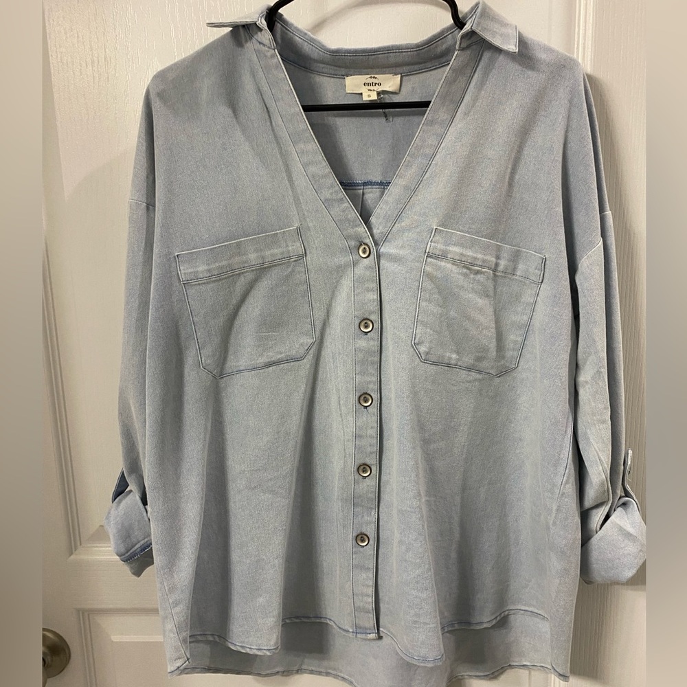 NEW w/o tag Entro Denim Button Down Shirt -Never Worn!!